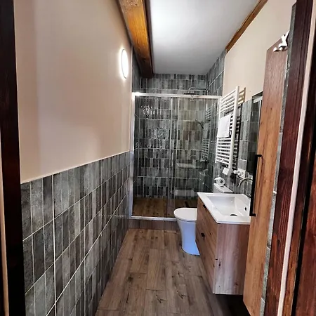 Hostel Gosciniec Folkier Zgierz Zewnętrze zdjęcie